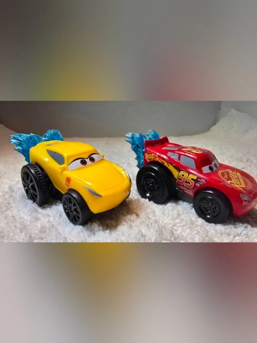 Disney Pixar Cars 3 Splash Racers Mini Car Lightning McQueen  & Cruz Ramirez (2)